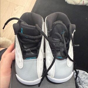 Jordan 13 Retro Sneakers